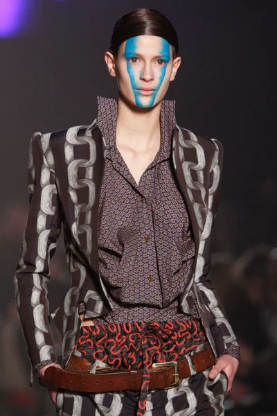 Look 83